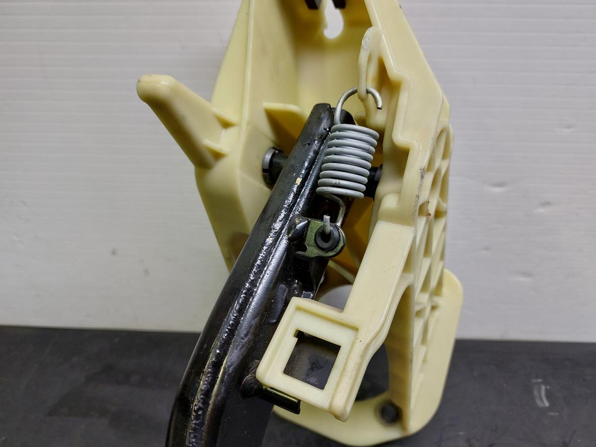 Pedal BMW 6 Cabriolet (F12) Imagem-2