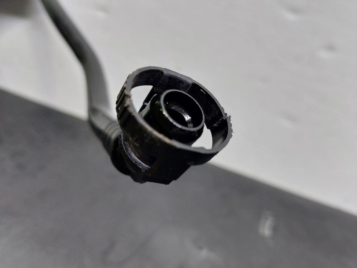 Tuyau d’huile BMW 6 Cabriolet (F12) Imagem-2