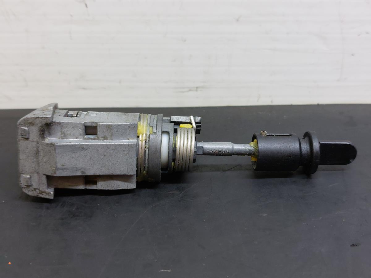 Bombín puerta AUDI A3 Sportback (8VA, 8VF) Imagem-2