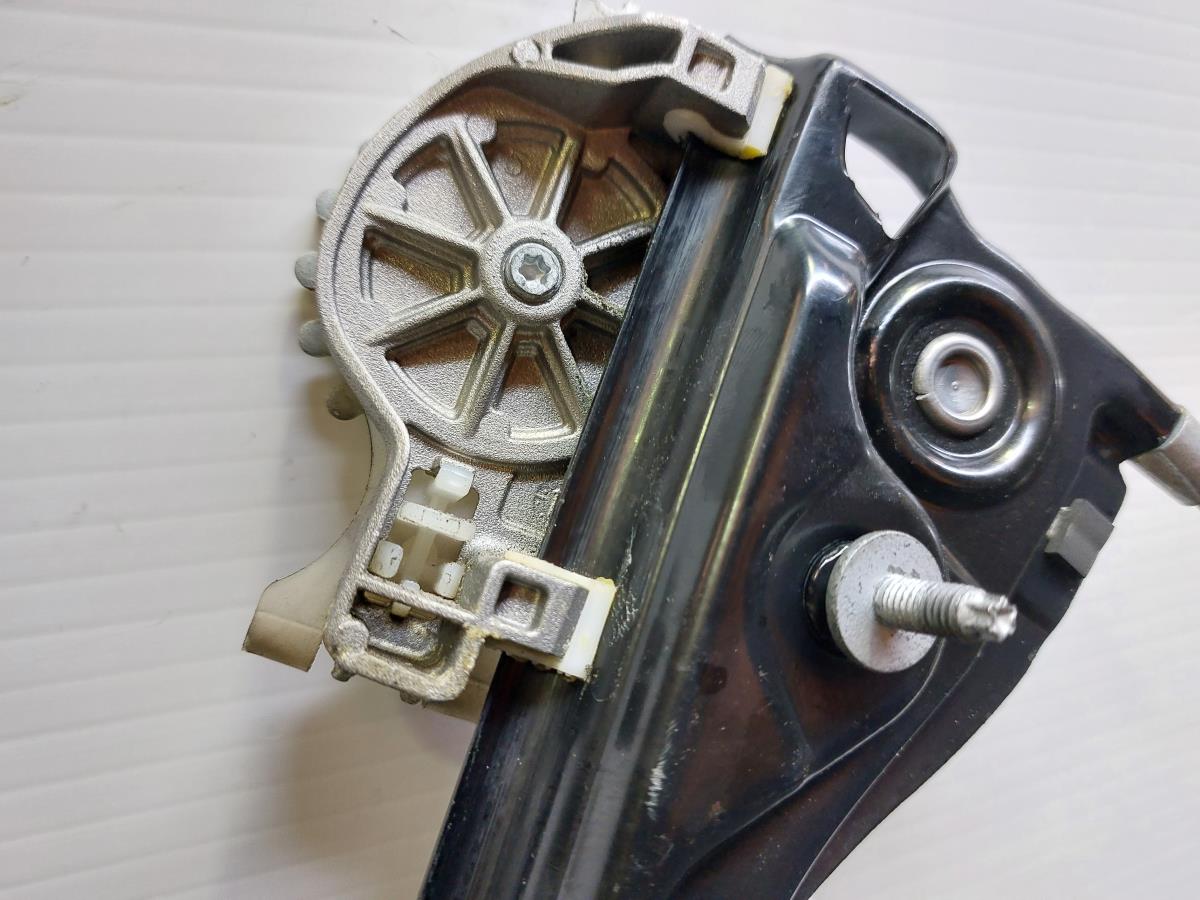 Lève-vitre avant gauche BMW 6 Cabriolet (F12) Imagem-7