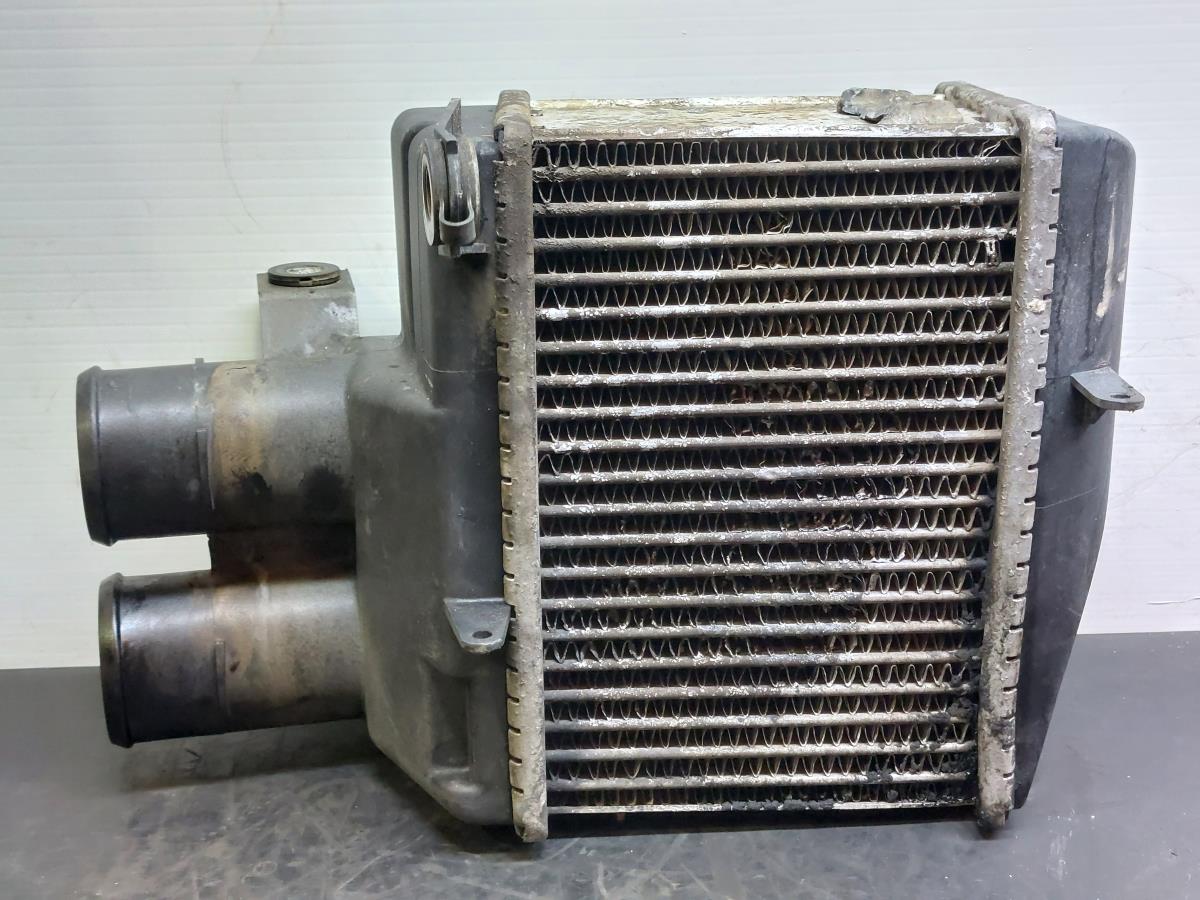Radiador do intercooler VOLVO V40 Combi (VW) Imagem-2