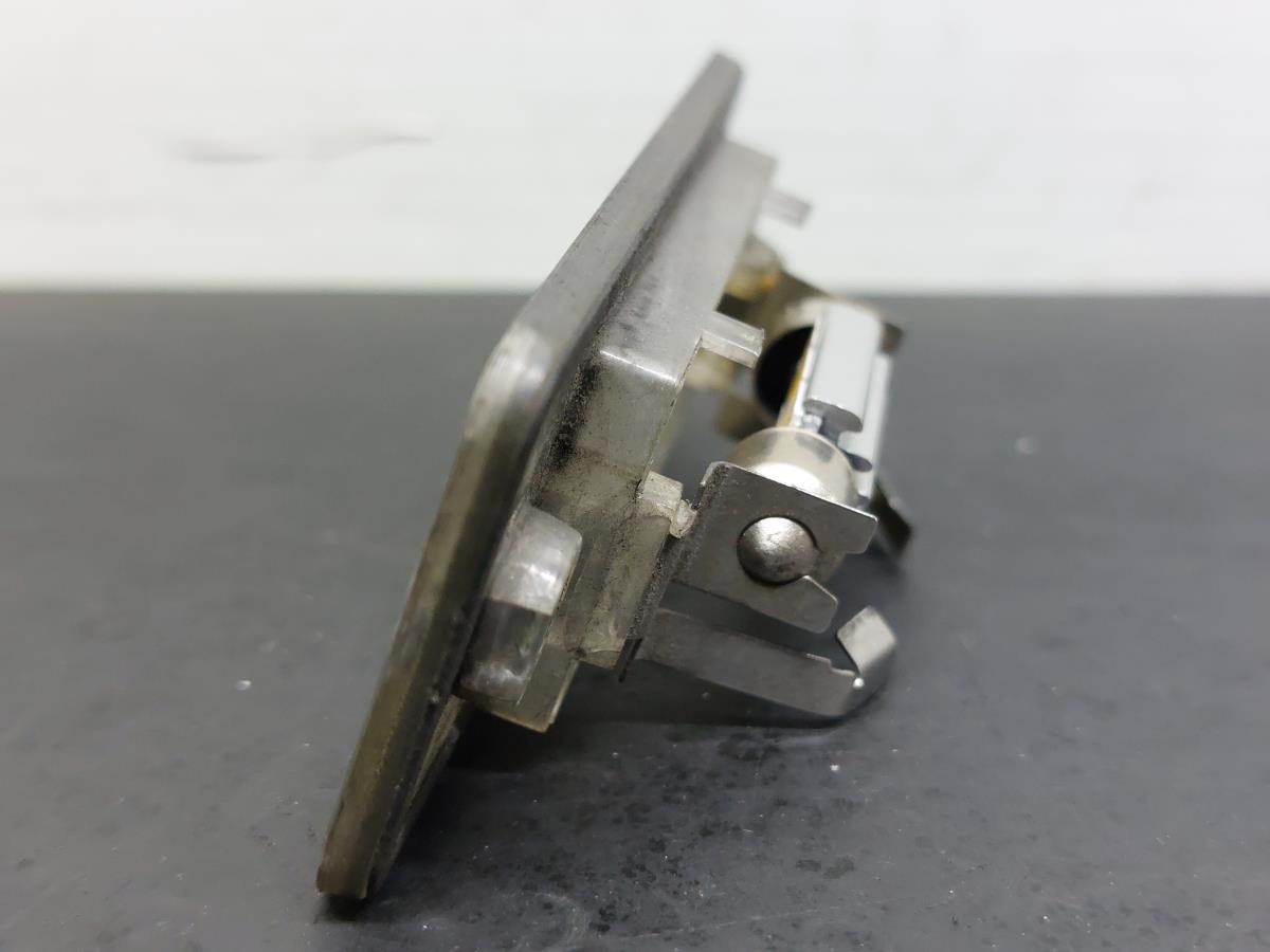 Farolim matrícula AUDI A4 (8E2, B6) Imagem-3