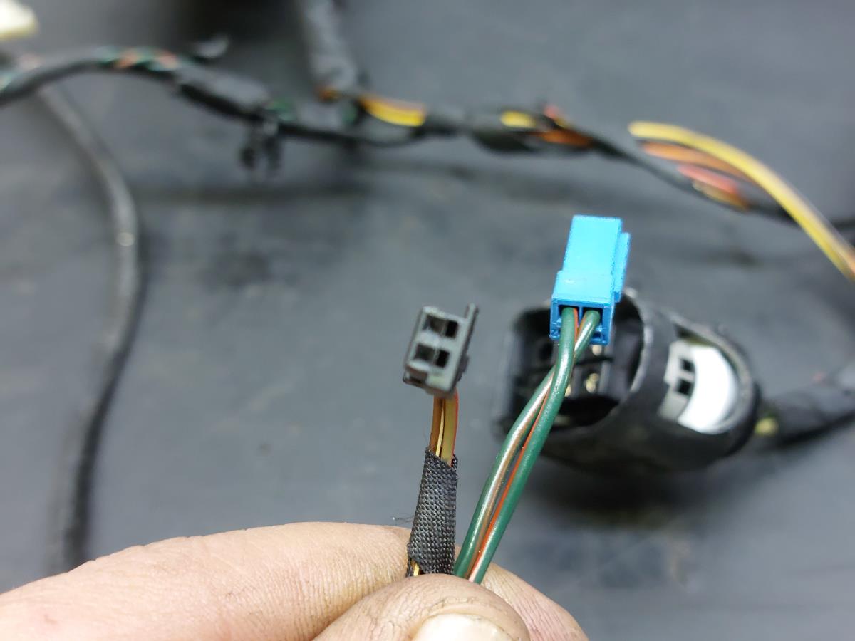 Installation électrique intérieure / câblage intérieur BMW 6 Cabriolet (F12) Imagem-4