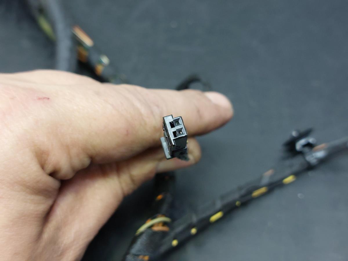 Installation électrique intérieure / câblage intérieur BMW 6 Cabriolet (F12) Imagem-9