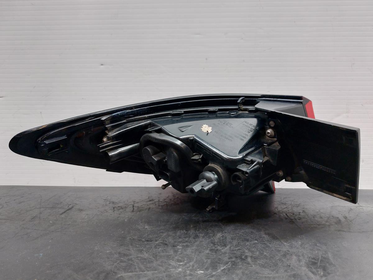 Feu arrière Droite OPEL Astra K Imagem-3