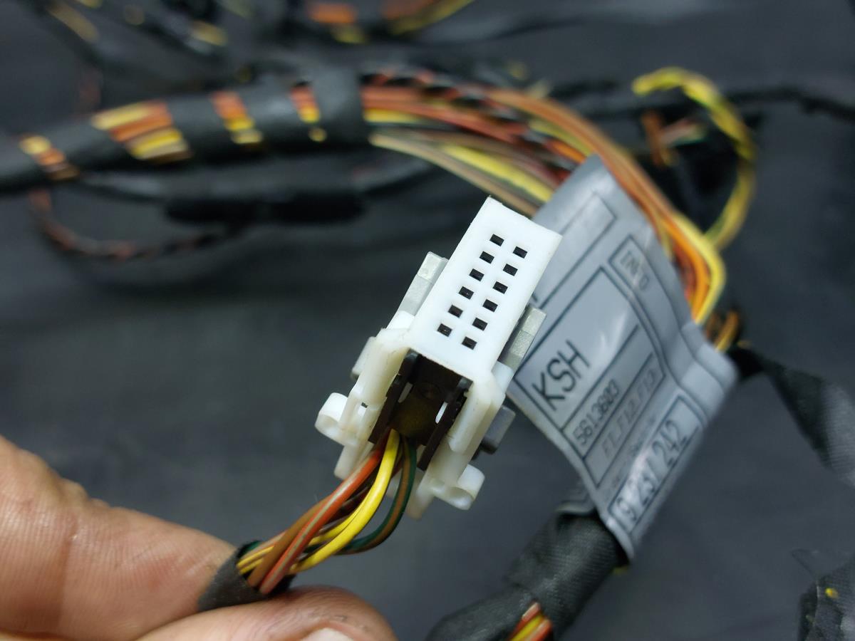 Installation électrique intérieure / câblage intérieur BMW 6 Cabriolet (F12) Imagem-12