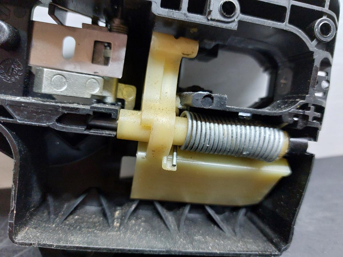 Soporte Manija puerta Trasera Derecha RENAULT Scénic IV (J9_) Imagem-2
