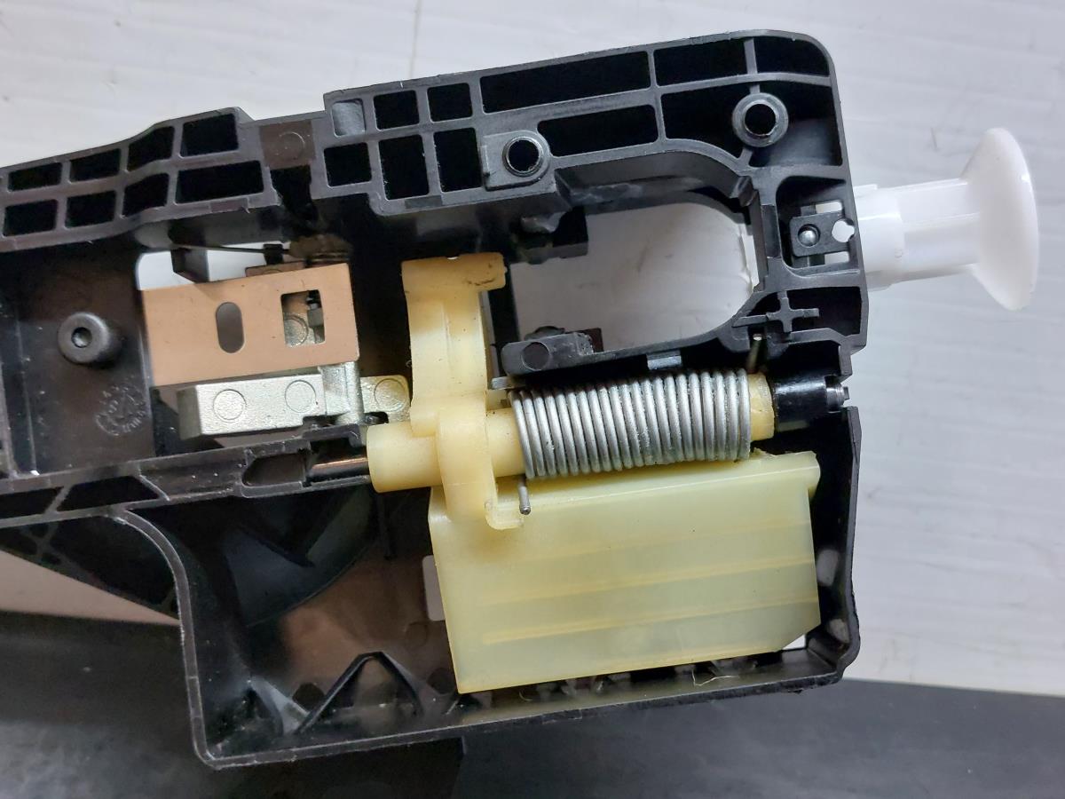 Soporte Manija puerta Delantera Derecha RENAULT Scénic IV (J9_) Imagem-9
