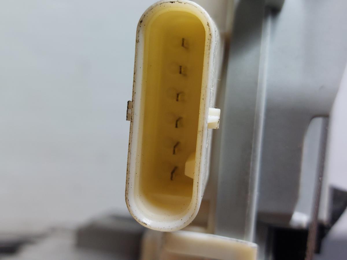 Fechadura / fecho porta frente direito AUDI A4 Avant (8K5, B8) Imagem-5