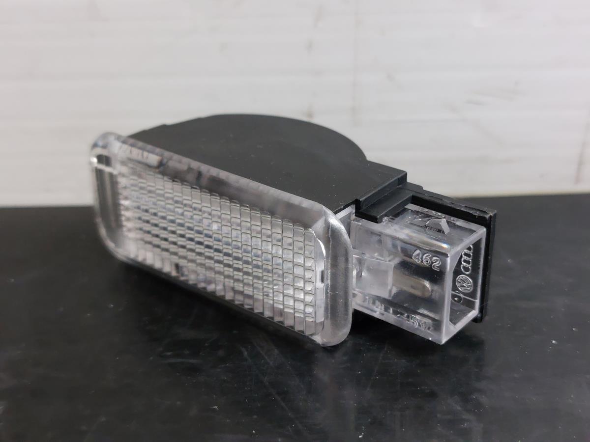 Luz interior AUDI A4 Avant (8K5, B8)