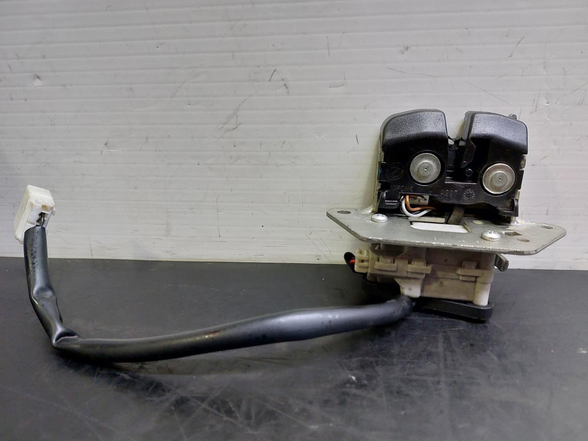 Serrure / verrou coffre FIAT Qubo (225_)