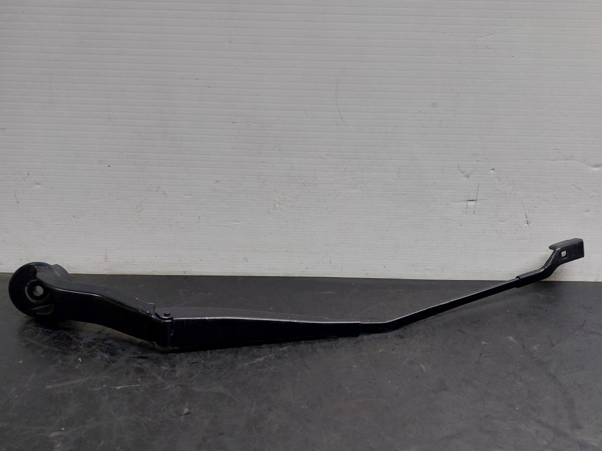 Brazo de limpiaparabrisas delantero derecho RENAULT Scénic IV (J9_)