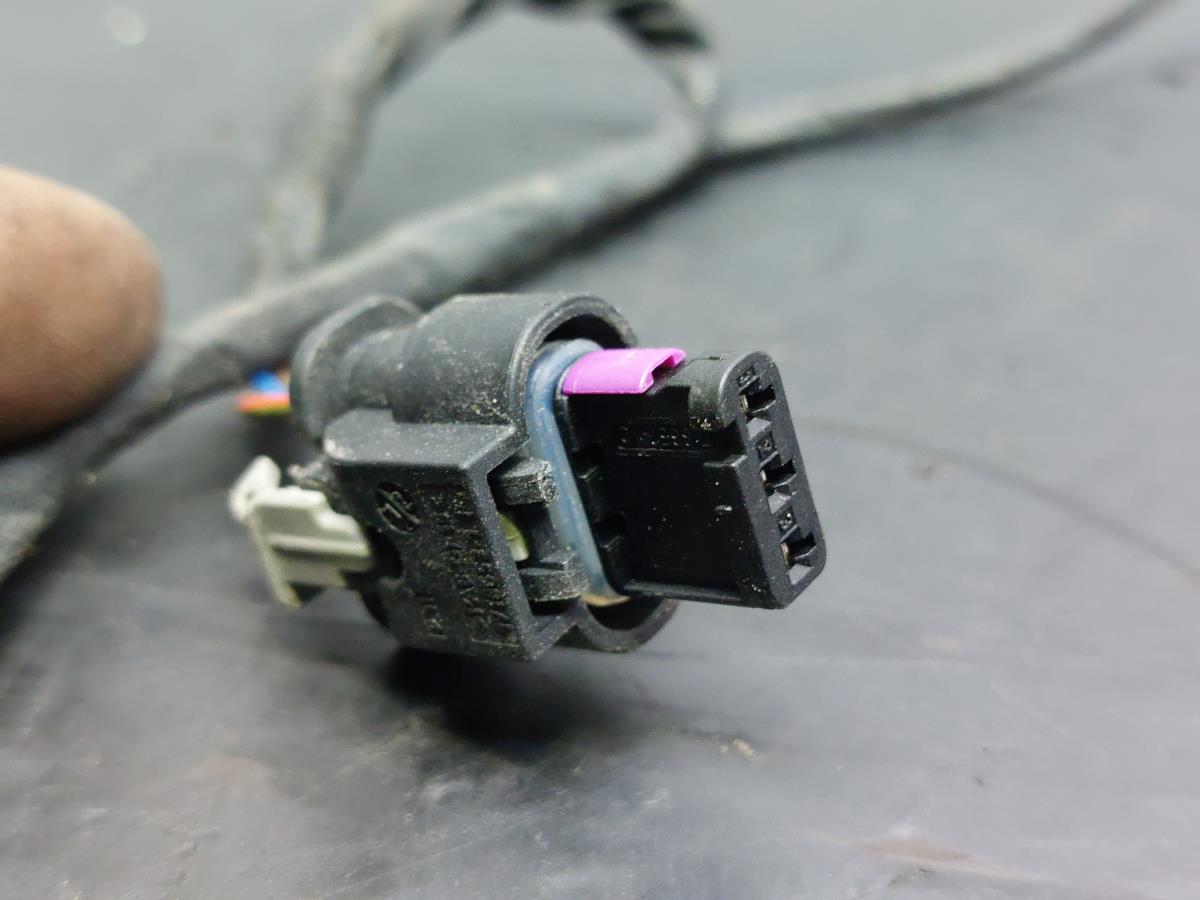 Installation électrique intérieure / câblage intérieur AUDI A4 Avant (8K5, B8) Imagem-4