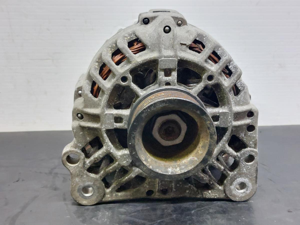 Alternator SEAT Toledo II (1M2) Imagem-1