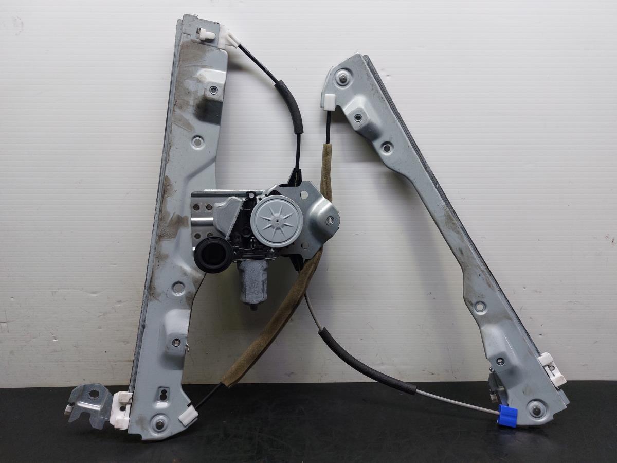 Lève-vitre avant gauche INFINITI Q50