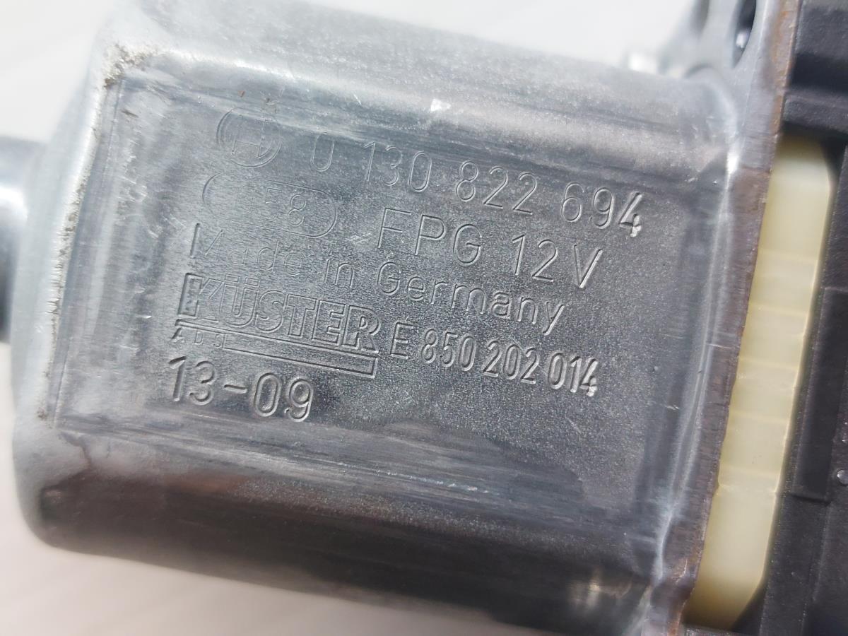 Motor Elevalunas Trasero Derecho AUDI A3 Sportback (8VA, 8VF) Imagem-1