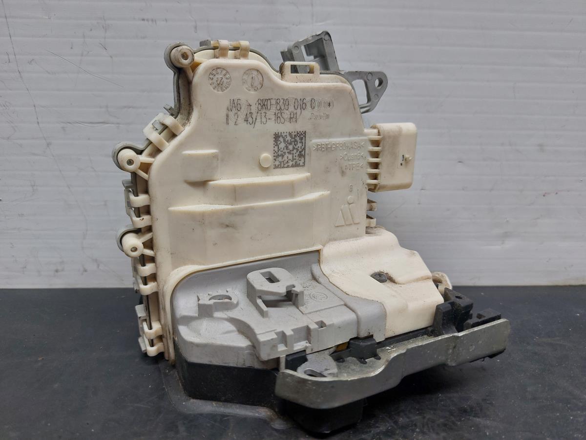 Serratura / chiusura posteriore destra AUDI A3 Sportback (8VA, 8VF)