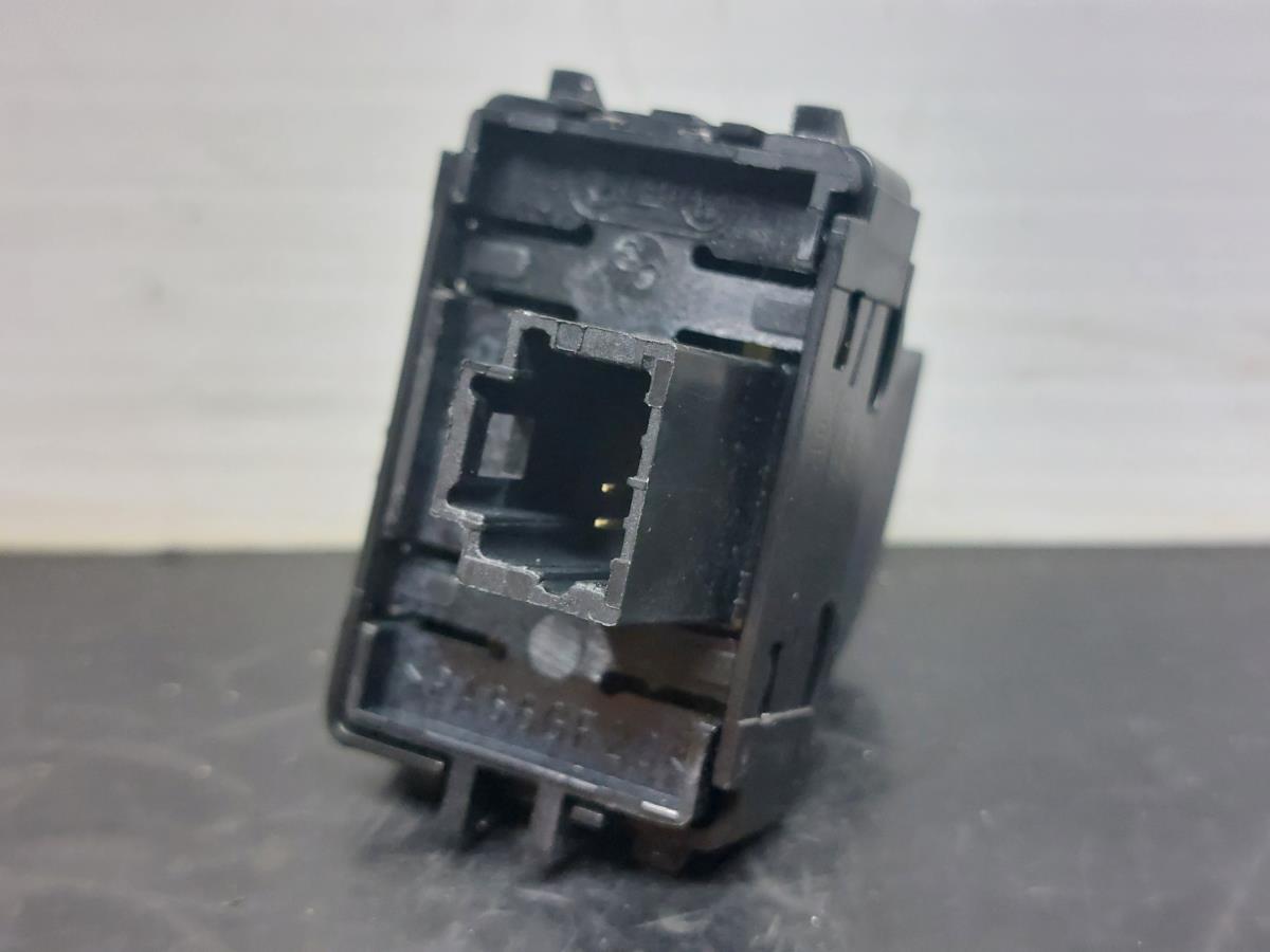 Mando / interruptor elevalunas delantero derecho RENAULT Scénic IV (J9_) Imagem-1