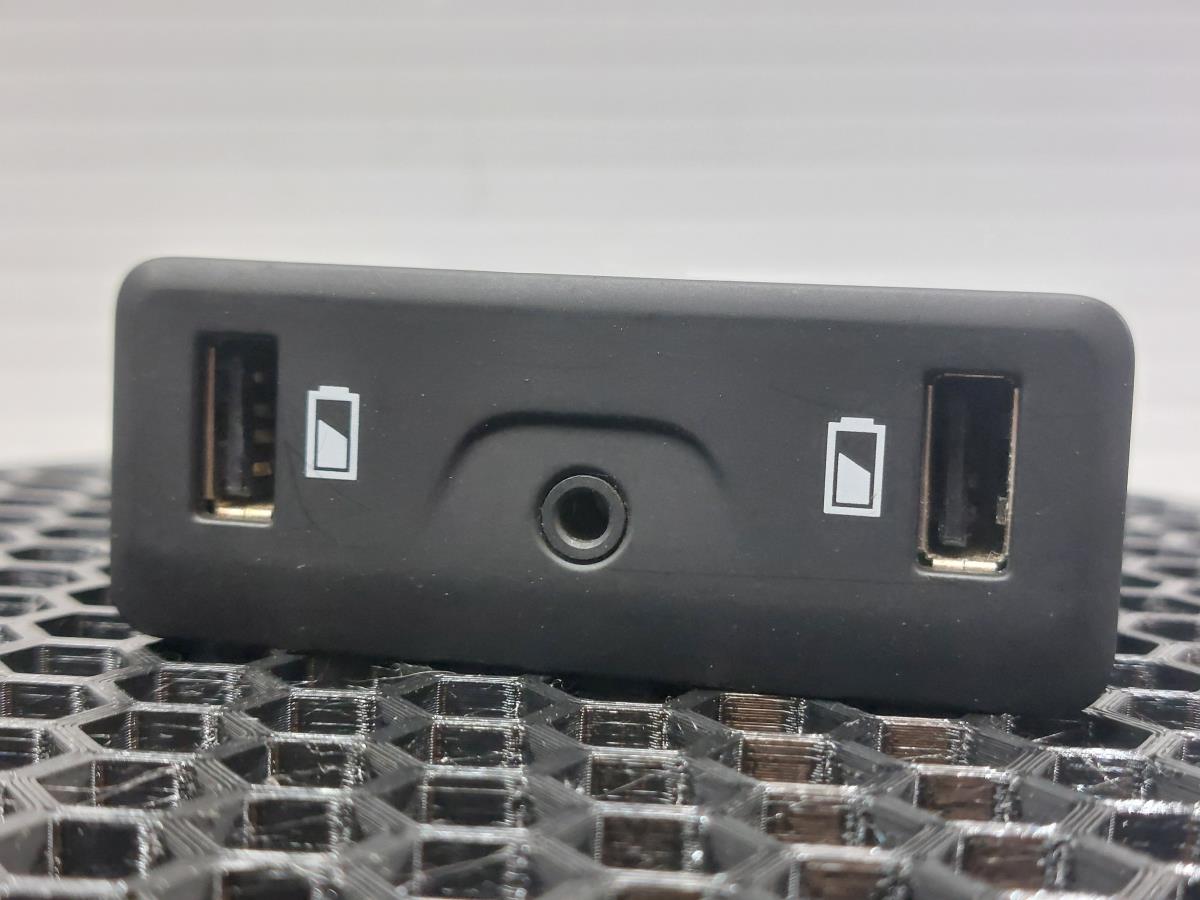 Módulo USB / AUX / IPOD RENAULT Scénic IV (J9_) Imagem-1