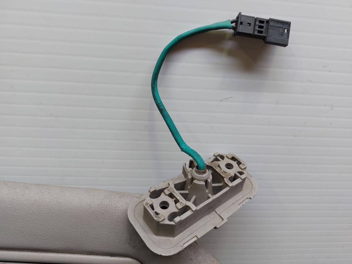 Right Sun Visor VOLVO V50 (MW) Imagem-3