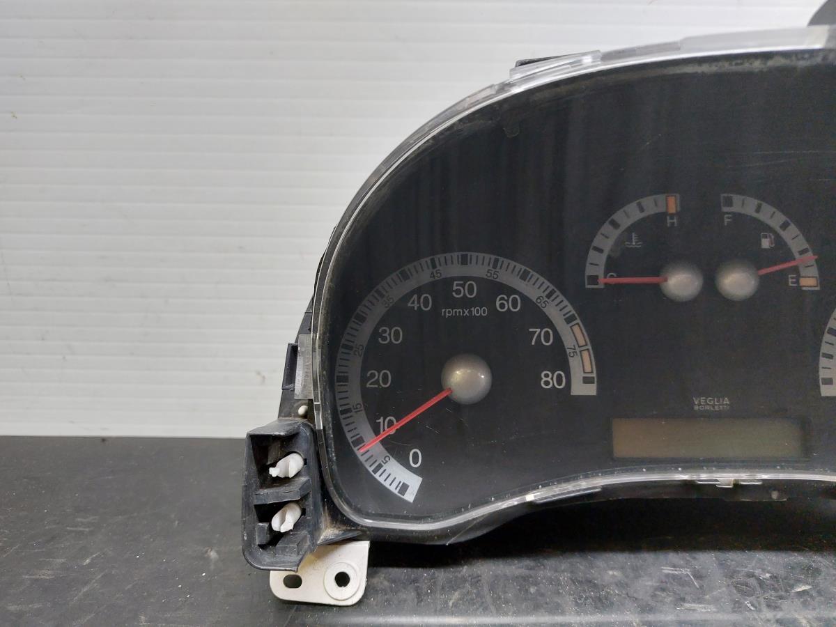 Instrument cluster FIAT Punto (188_) Imagem-1