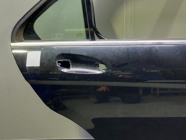 Porta trás direita MERCEDES-BENZ Classe C (W204) Imagem-3