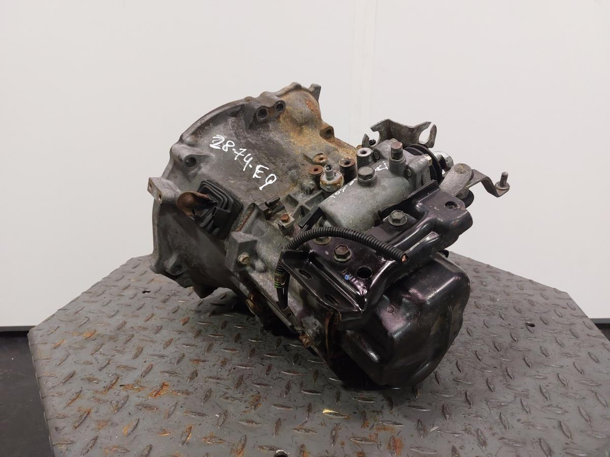 Caixa de velocidades manual TOYOTA Corolla Liftback (_E10_) Imagem-2