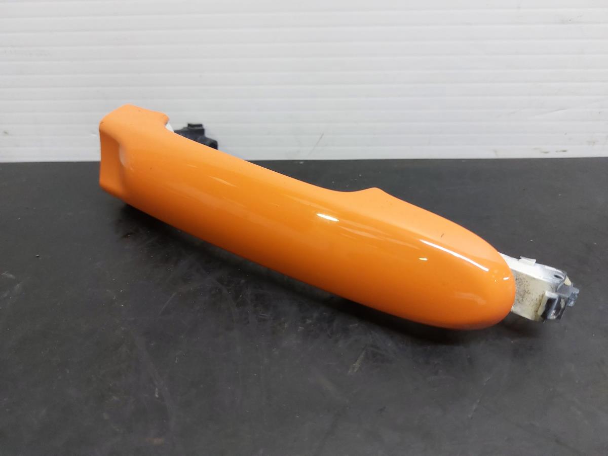Puxador porta trás direito NISSAN Micra IV (K13) Imagem-1