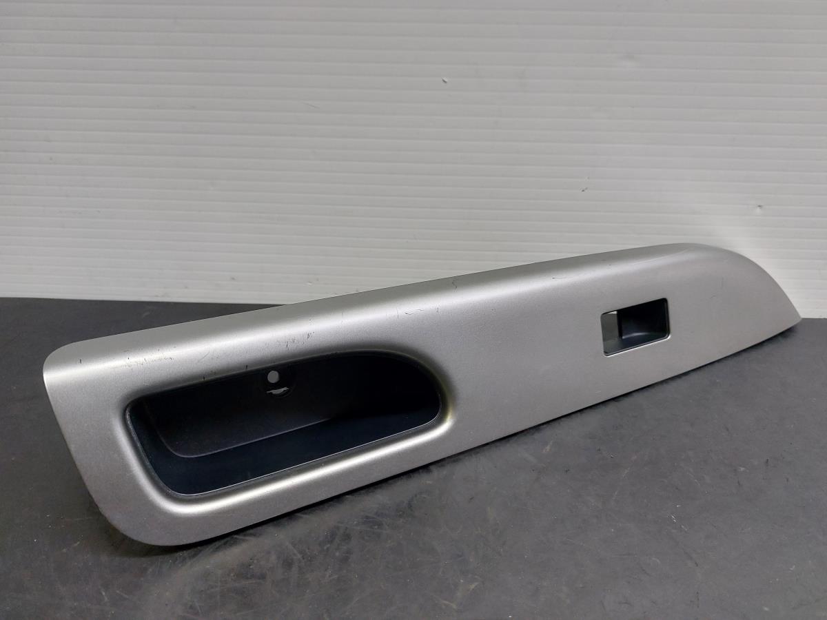 Plástico genérico NISSAN Micra IV (K13)