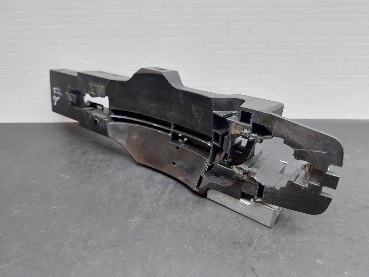 Support poignée porte avant gauche NISSAN Micra IV (K13) Imagem-1