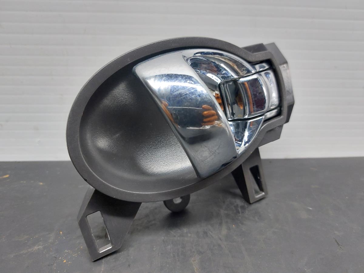 Right front interior door handle NISSAN Micra IV (K13)