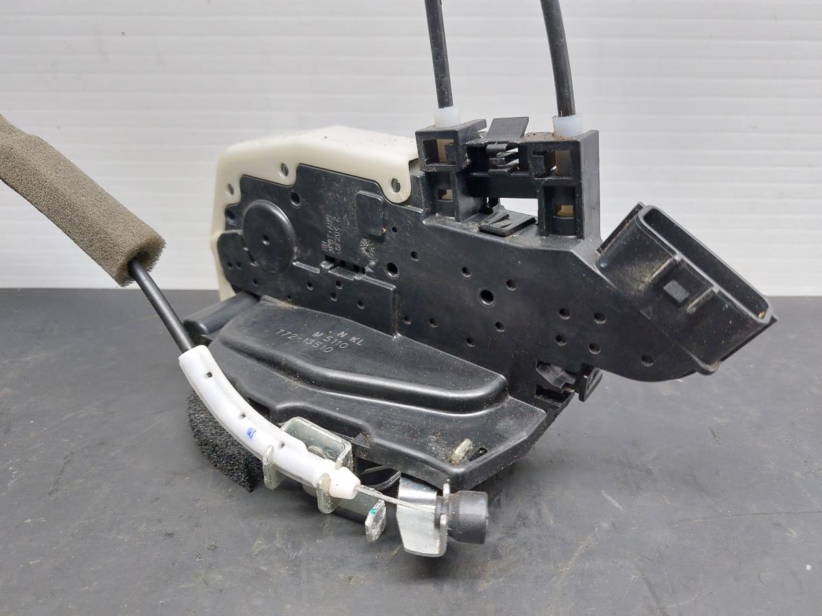 Fechadura / fecho porta frente direito NISSAN Micra IV (K13)