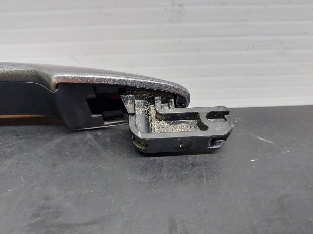 Puxador porta trás esquerdo NISSAN Qashqai II (J11) Imagem-2