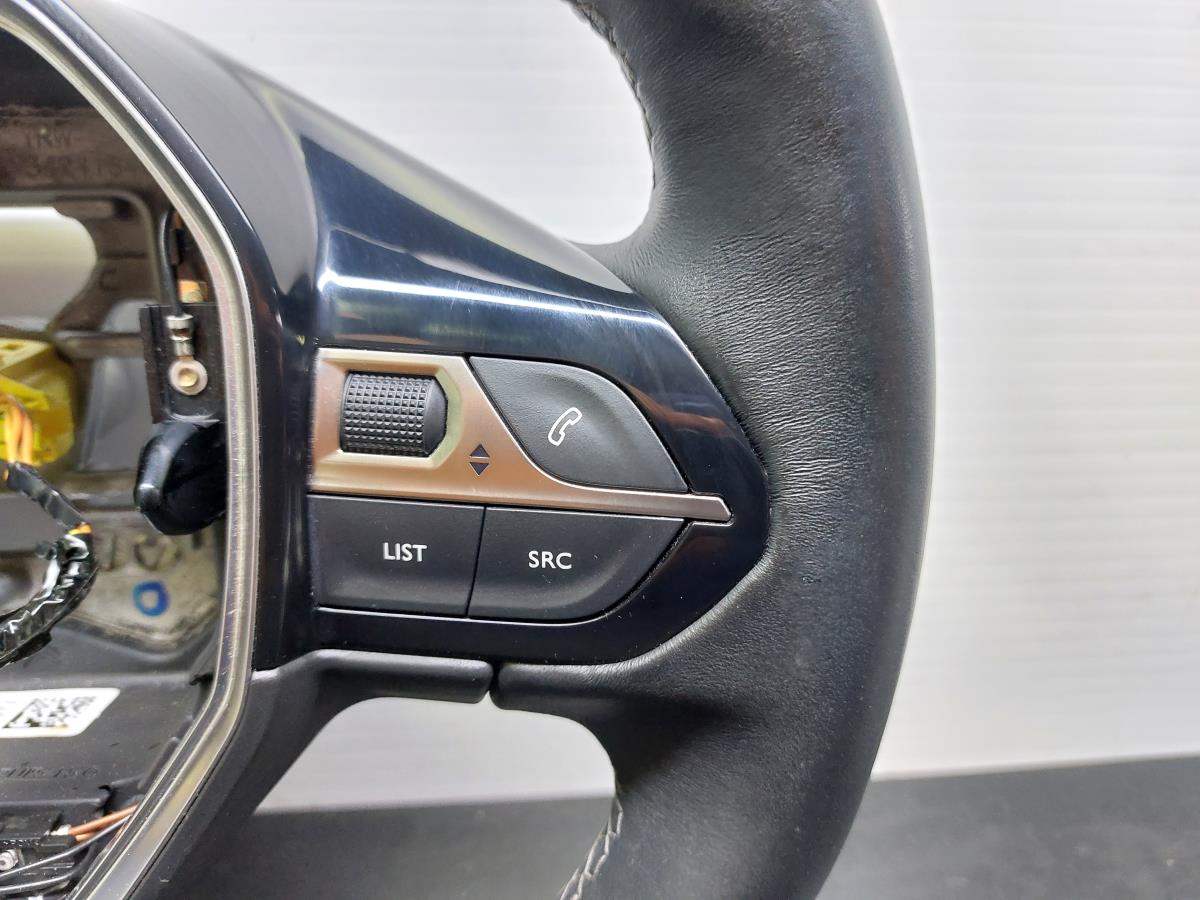 Volante PEUGEOT 3008 II (M_) Imagem-5