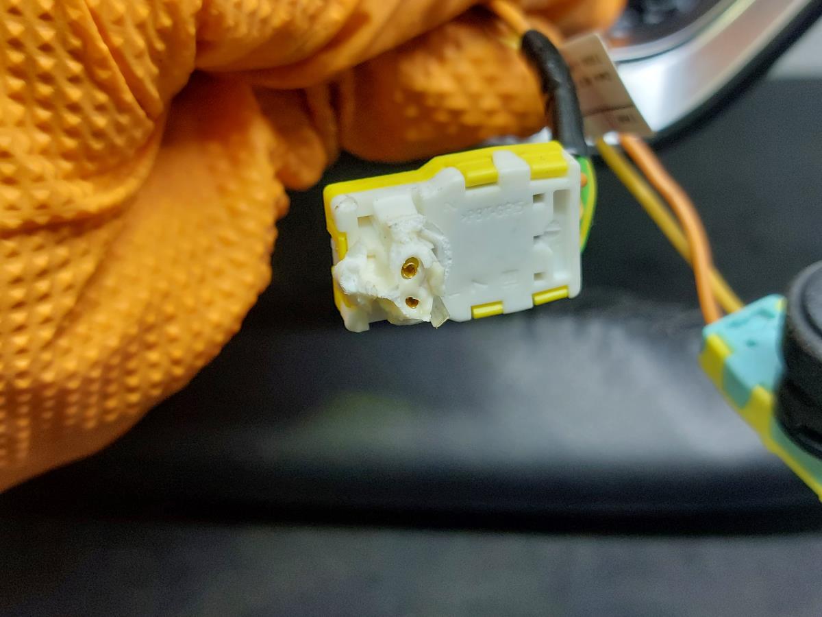 Volante PEUGEOT 3008 II (M_) Imagem-9