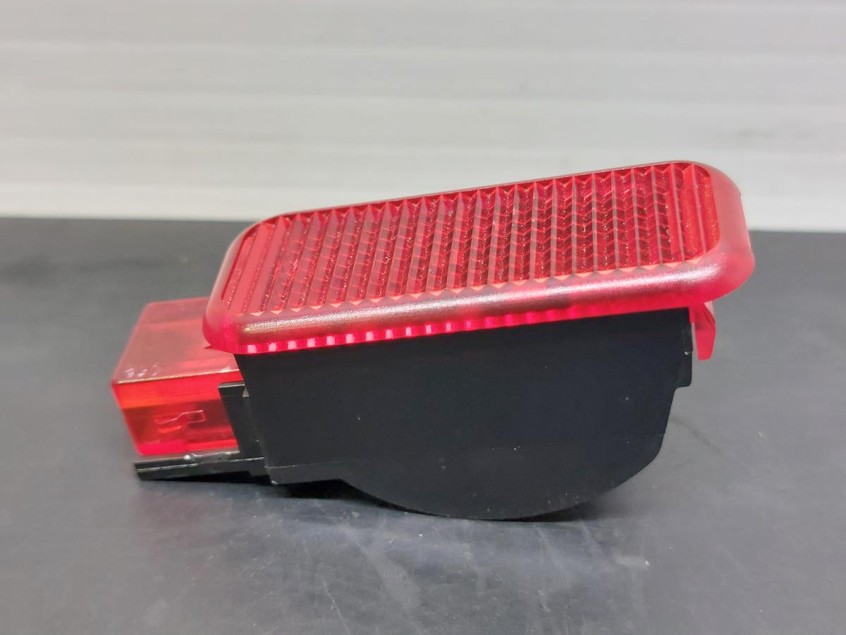 Luz interior AUDI A4 Avant (8K5, B8) Imagem-1