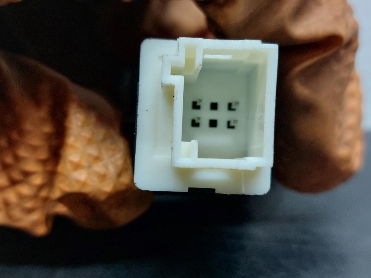 Comando / botão / interruptor multifunções PEUGEOT 3008 II (M_) Imagem-3