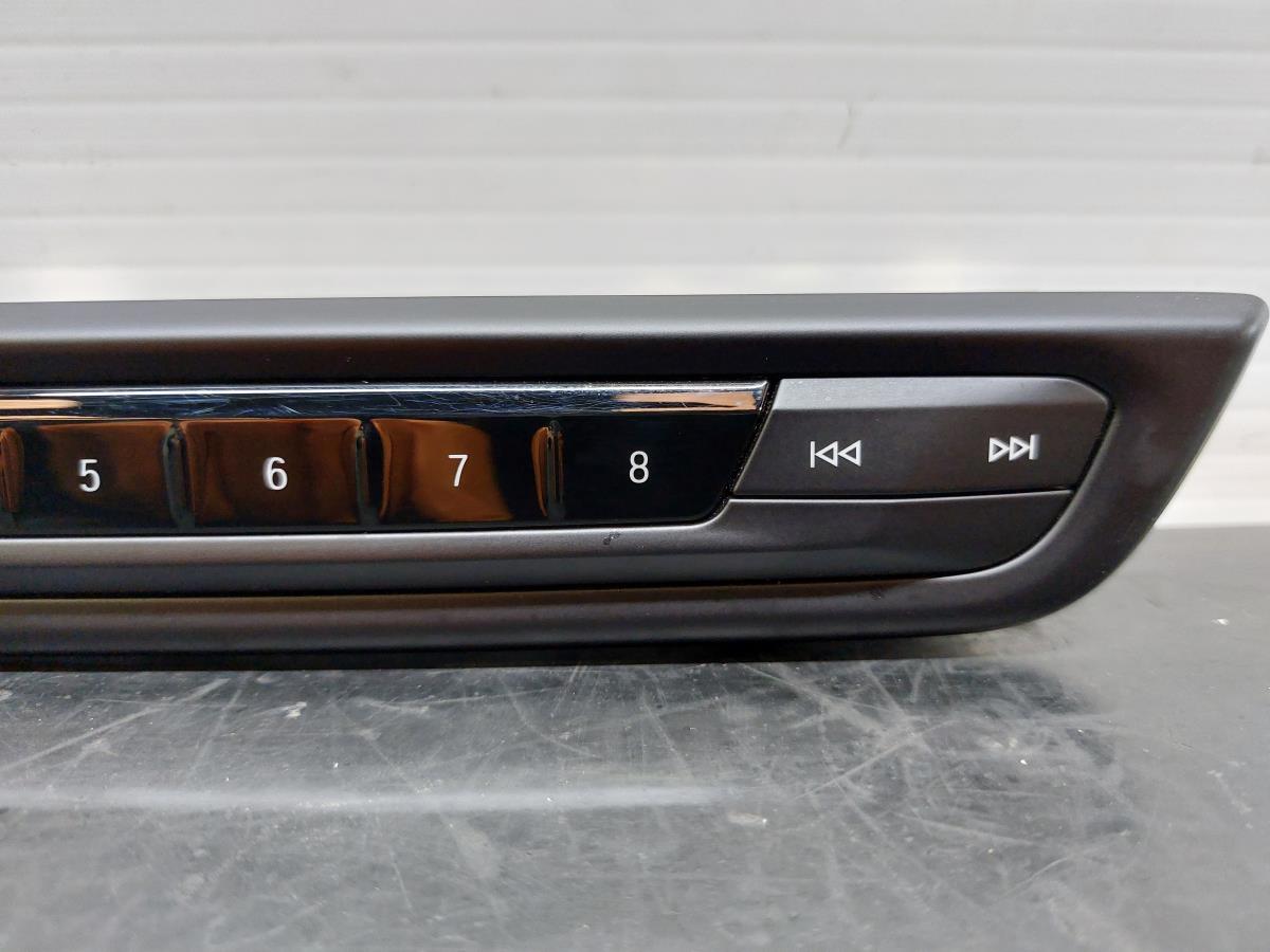 Rádio / auto-rádio BMW 1 (F40) Imagem-3