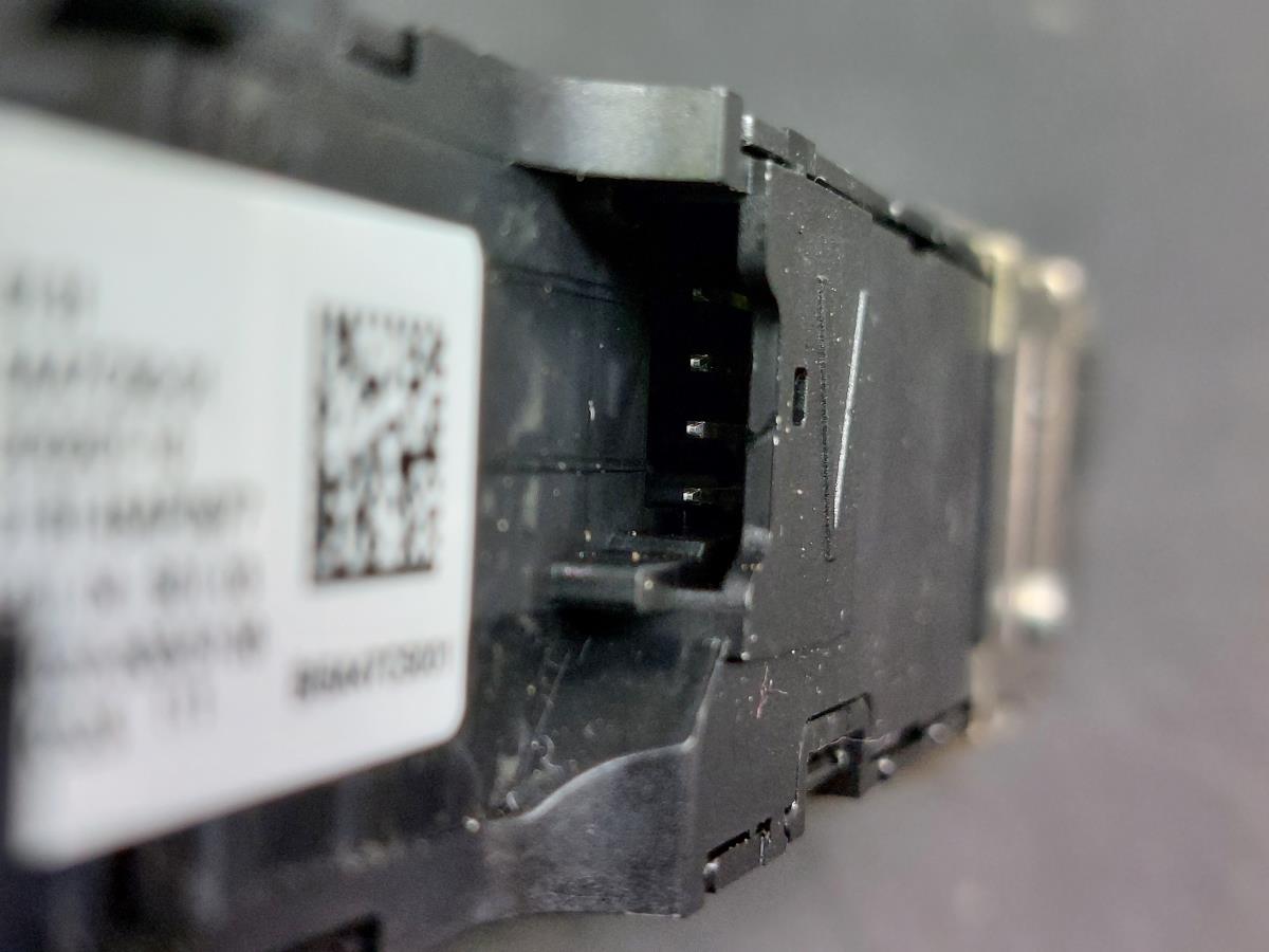 Rádio / auto-rádio BMW 1 (F40) Imagem-6