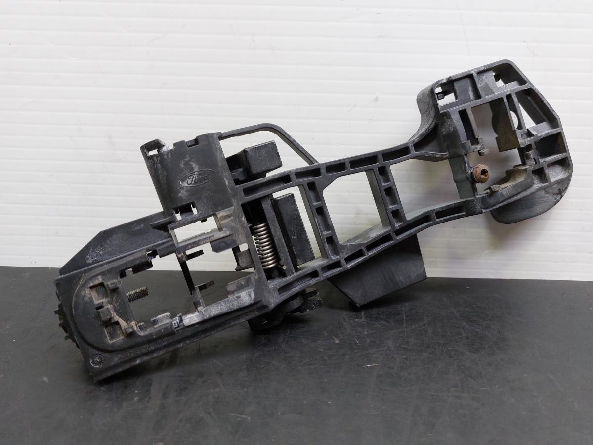 Supporto maniglia porta posteriore destra FORD Grand C-Max (DXA/CB7, DXA/CEU)
