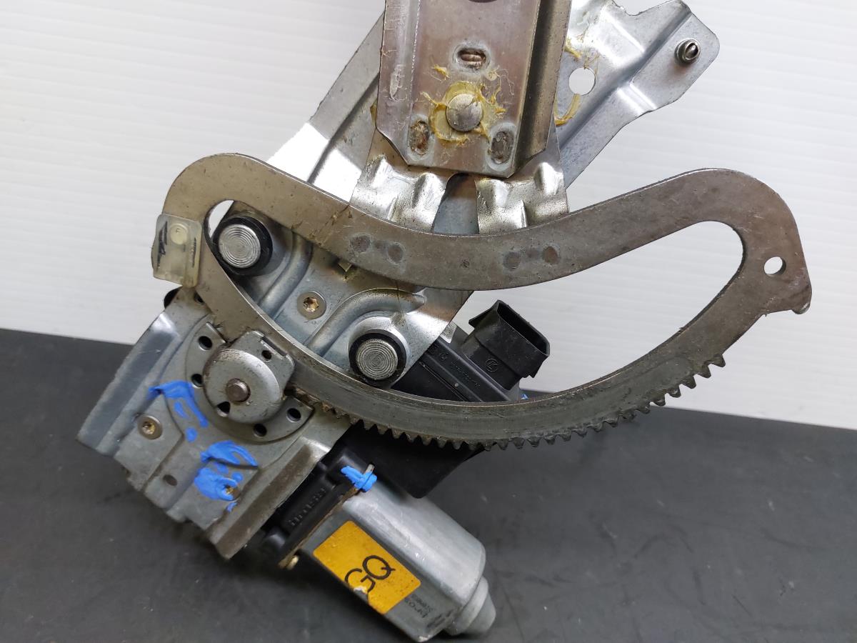 Alzavetro anteriore sinistro OPEL Corsa B Imagem-5