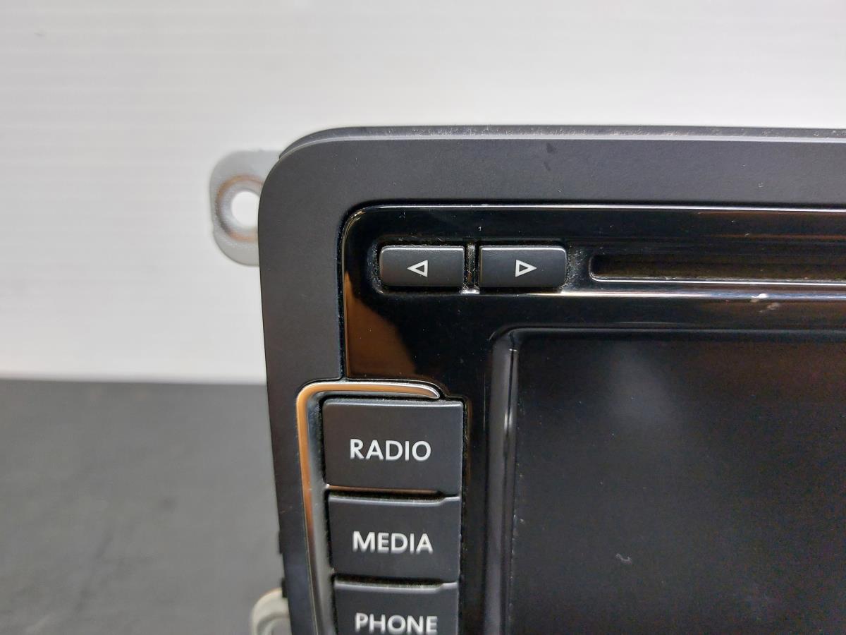 Rádio / auto-rádio VOLKSWAGEN Passat (3C2) Imagem-1