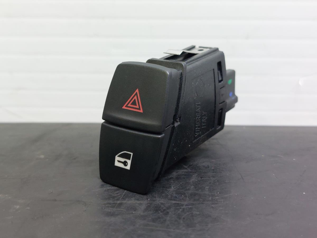 Pulsanti luci di emergenza BMW 4 Gran Coupe (F36)