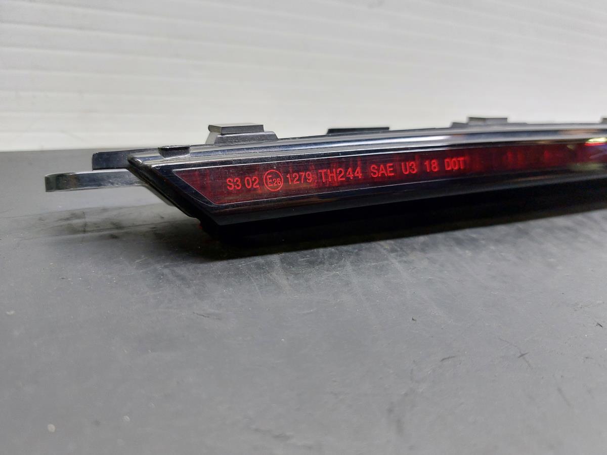 Luce stop aggiuntiva / terzo stop BMW 1 (F40) Imagem-2