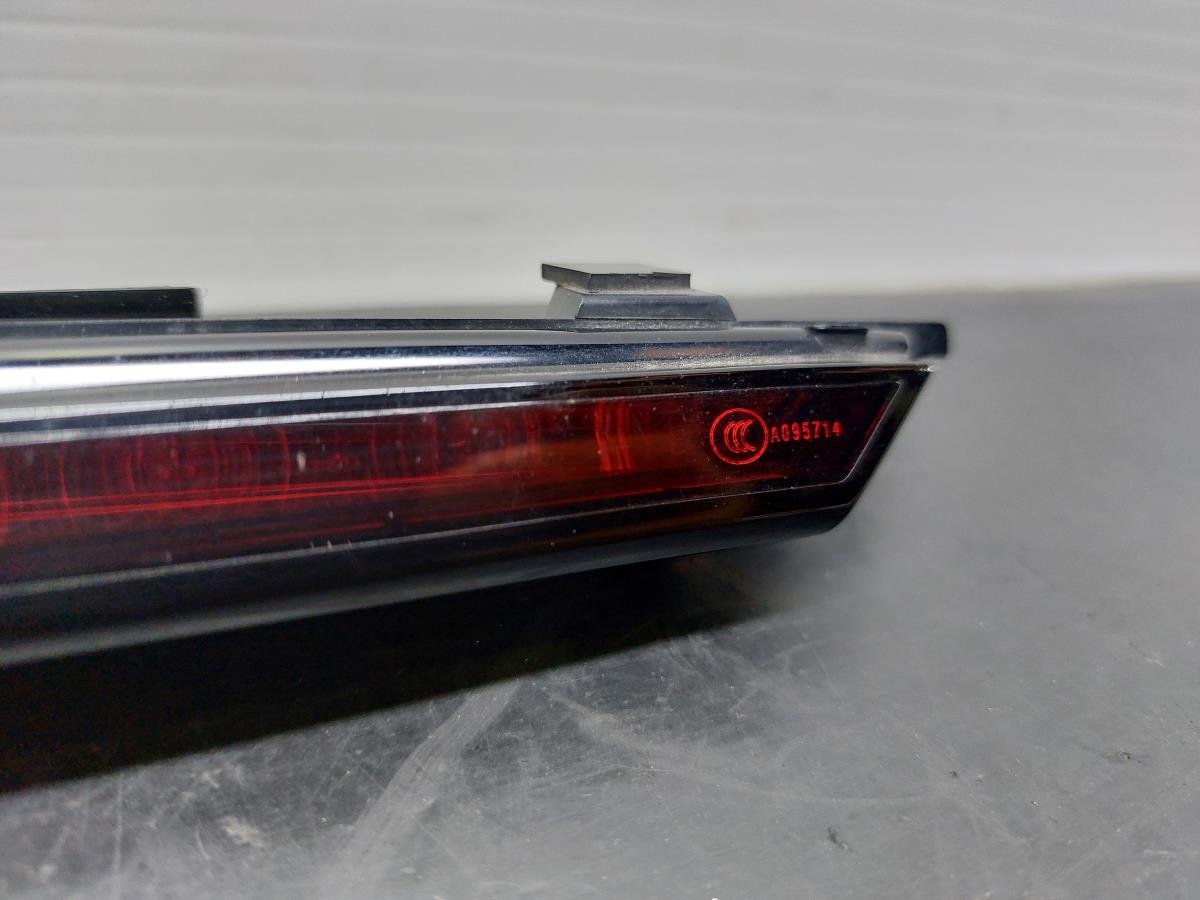 Luce stop aggiuntiva / terzo stop BMW 1 (F40) Imagem-5