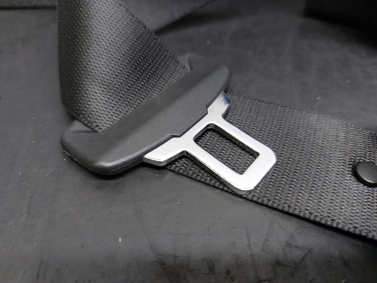 Cintura Pretensionatore posteriore destra BMW 1 (F40) Imagem-2