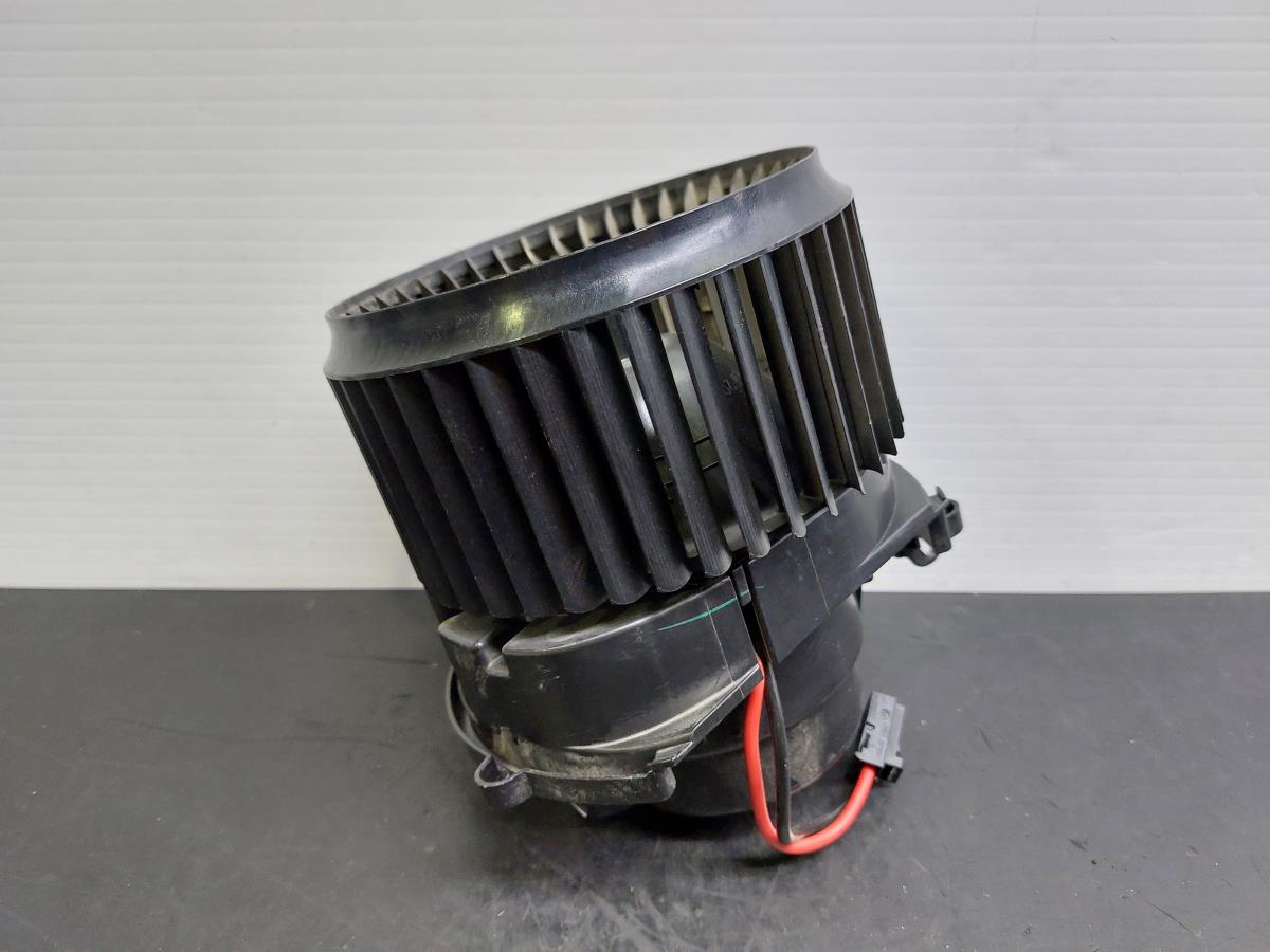 Ventola riscaldamento / Ventilatore abitacolo BMW 1 (F40)