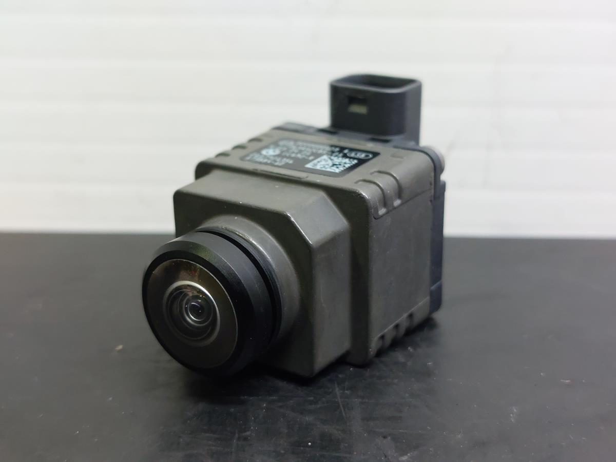 Câmera traseira BMW 1 (F40)