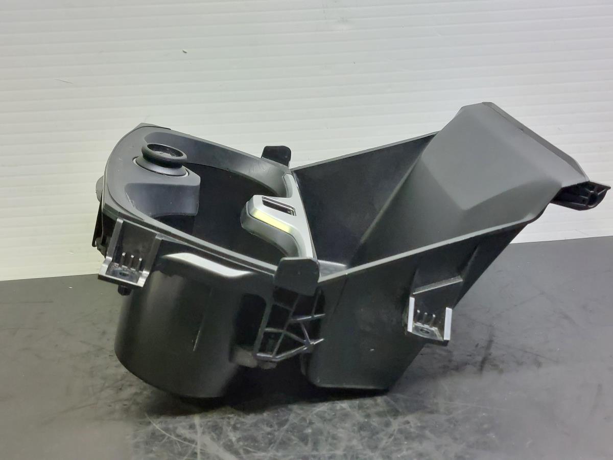 Portabicchieri BMW 1 (F40) Imagem-6