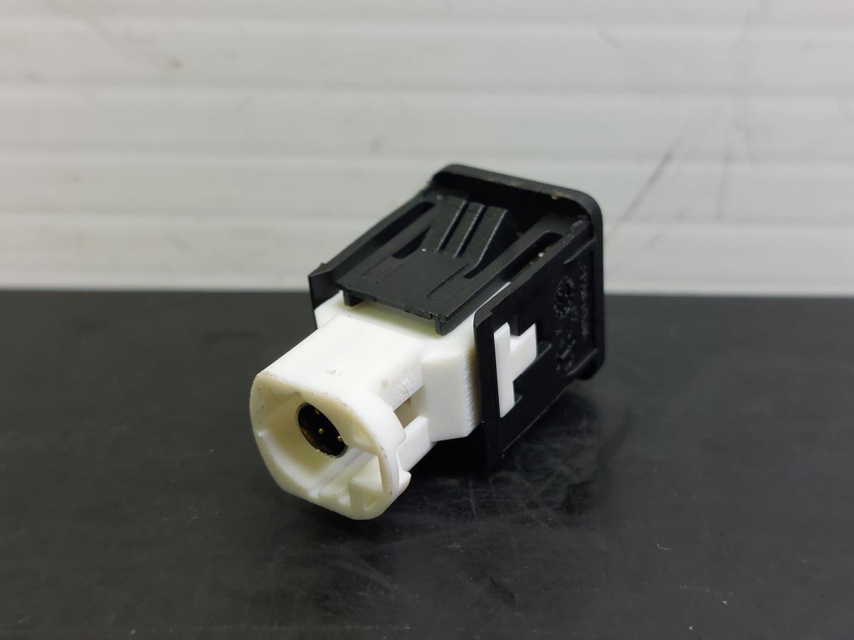 Module USB / AUX / iPod BMW 1 (F40) Imagem-1